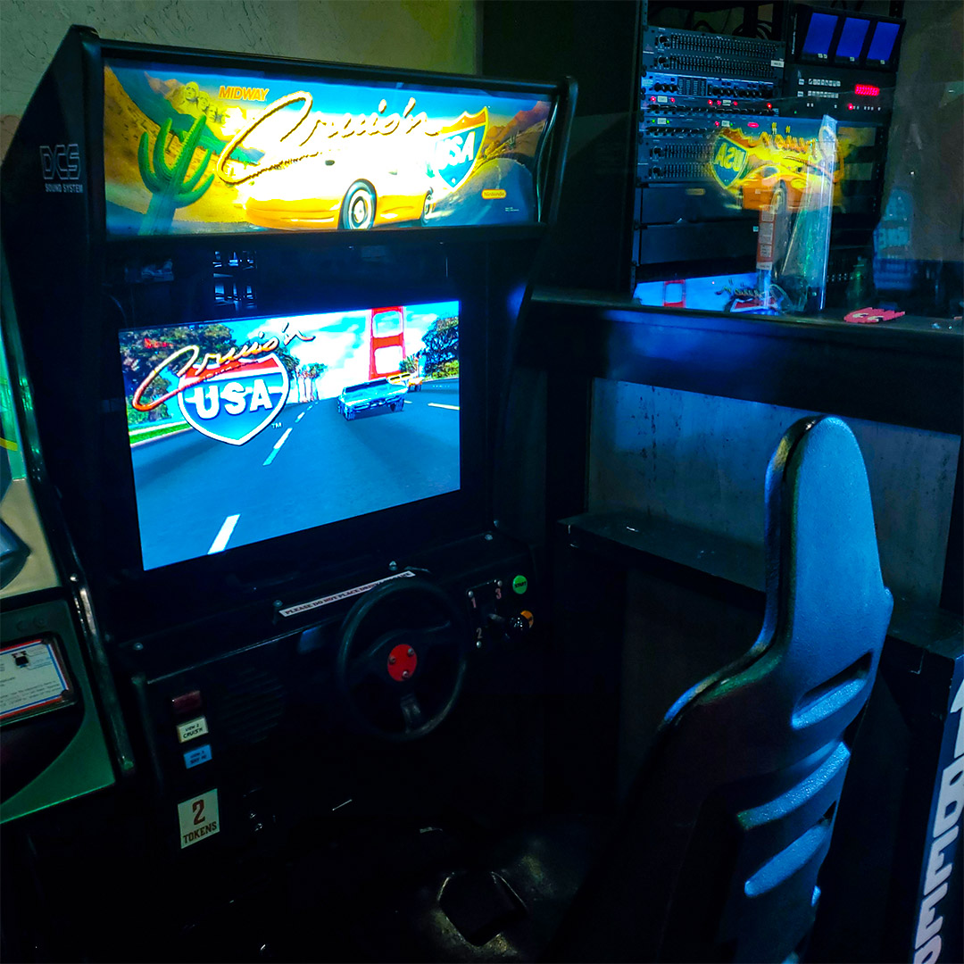 Cruis'n USA Arcade Cabinet